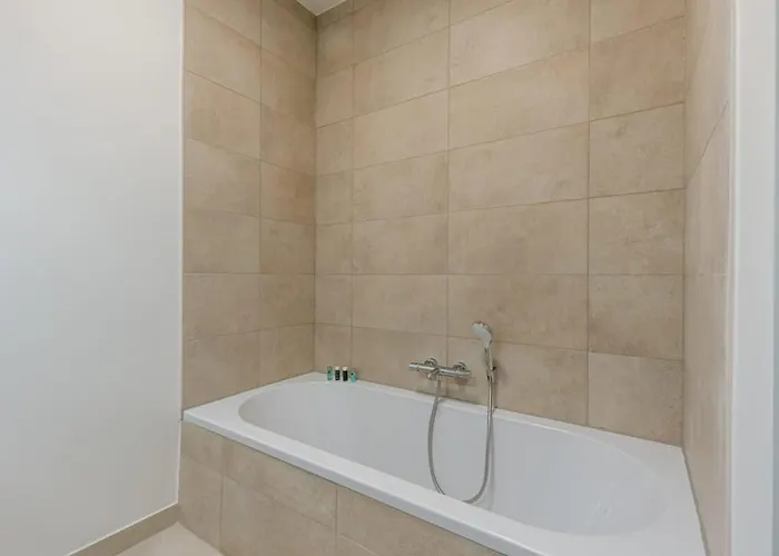 Huswell - With Terrace Close To The Sea Oostende