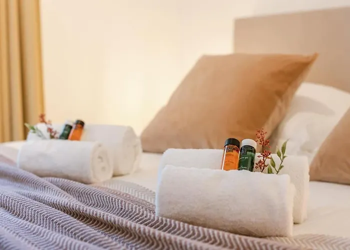 Huswell - With Terrace Close To The Sea Appartement