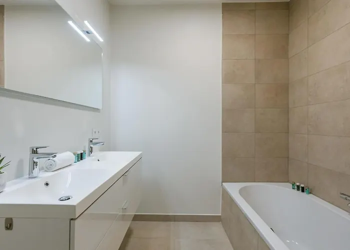 Huswell - With Terrace Close To The Sea Oostende