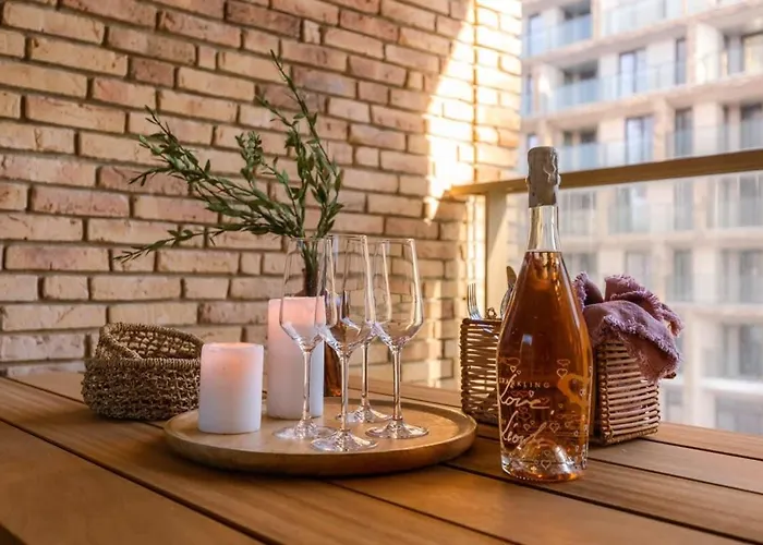 Huswell - With Terrace Close To The Sea