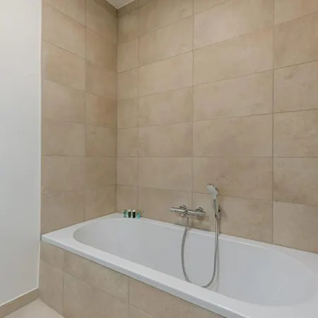 Huswell - With Terrace Close To The Sea Ostend